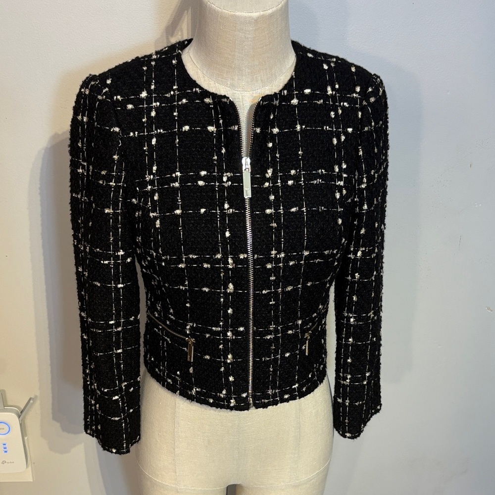 Ted Baker Elegant Black and Gold Tweed Jacket size 0